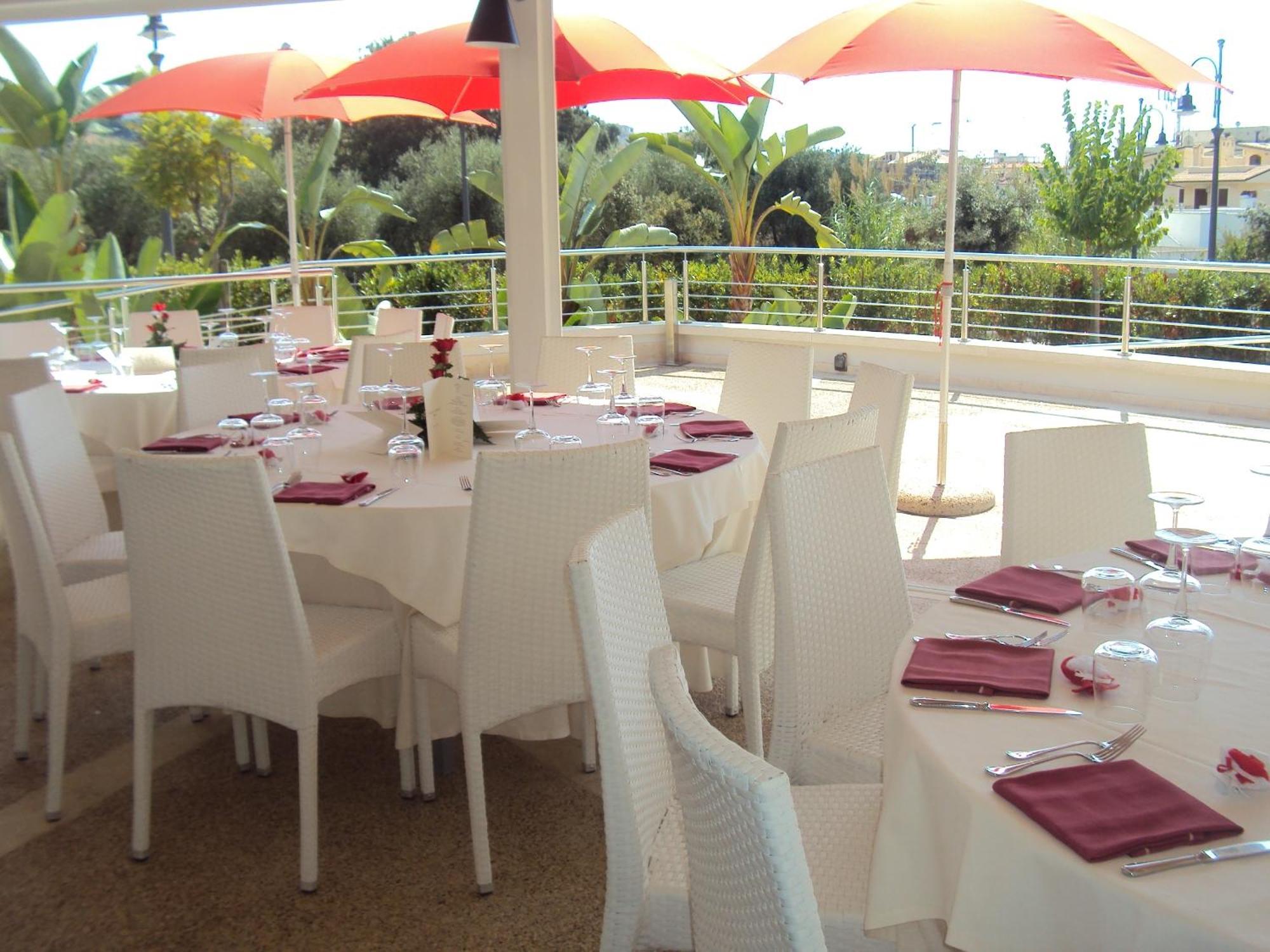 Ganimede Hotel Sperlonga Exterior foto