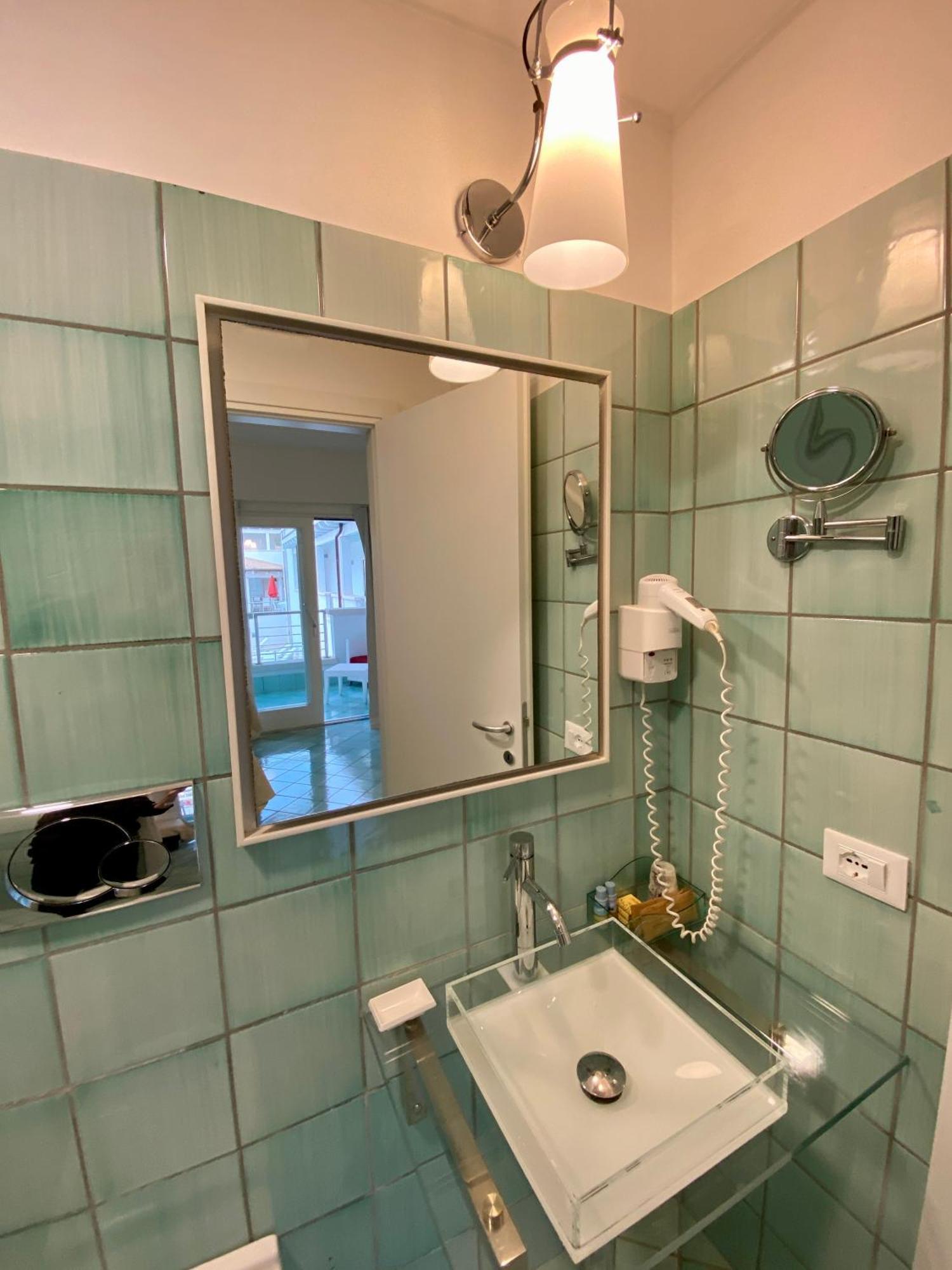 Ganimede Hotel Sperlonga Zimmer foto