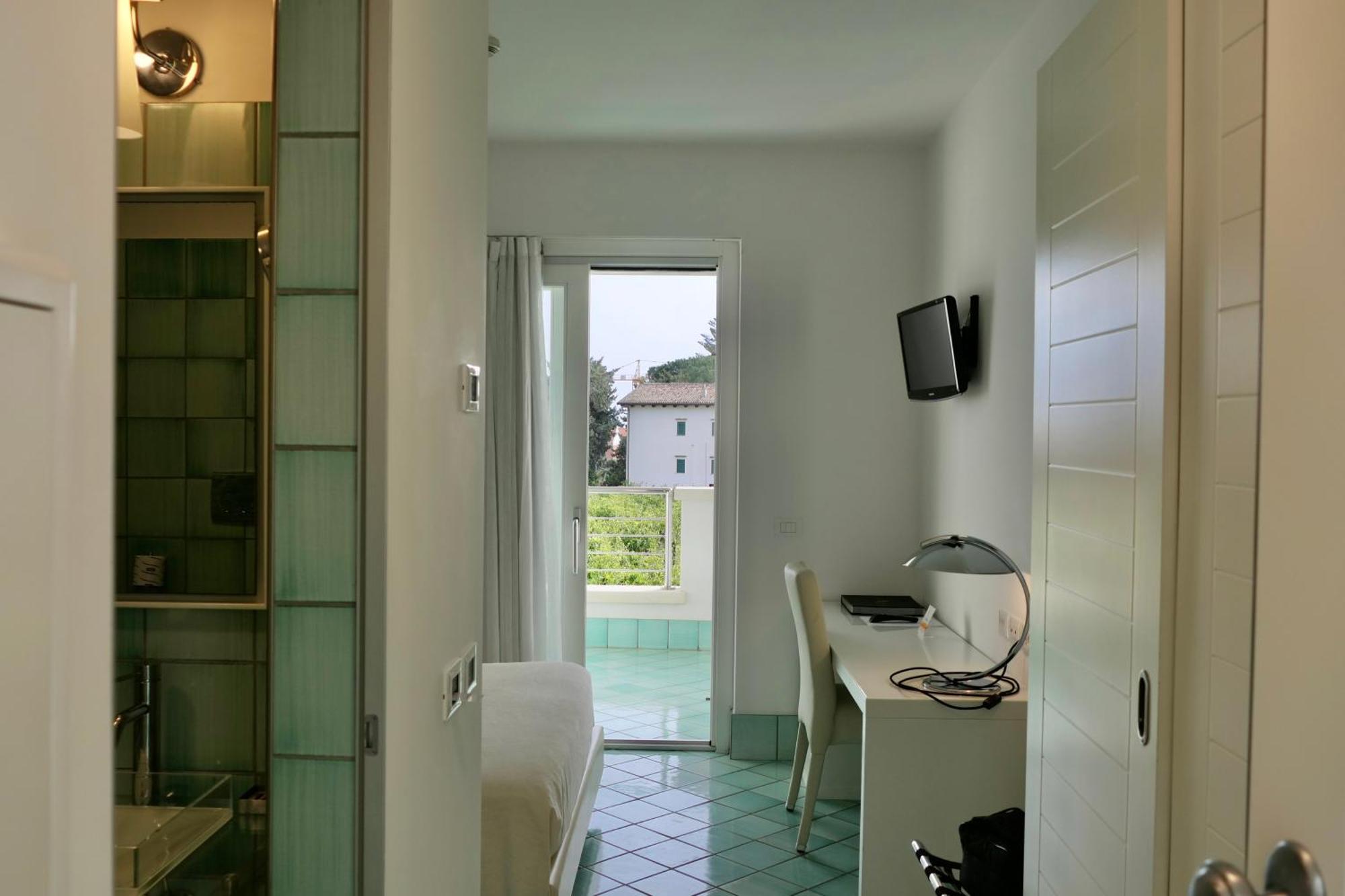 Ganimede Hotel Sperlonga Zimmer foto