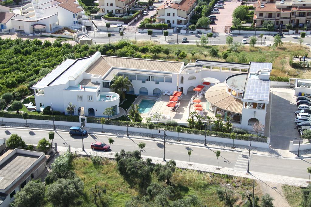 Ganimede Hotel Sperlonga Exterior foto